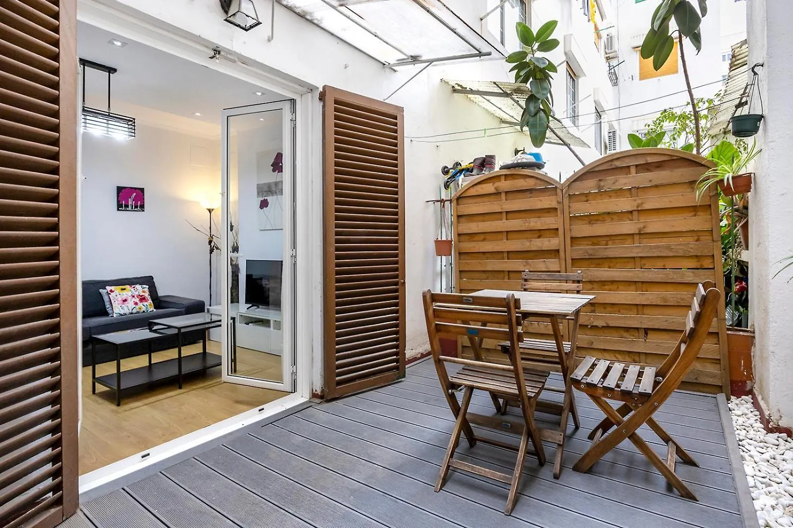 Appartamento Cozy Terrace In Eixample Barcellona 0*,